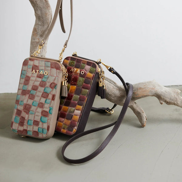 最近注目のスマホポシェットの人気の理由を教えて!スマホポシェットのタイプや選び方も詳しく紹介します