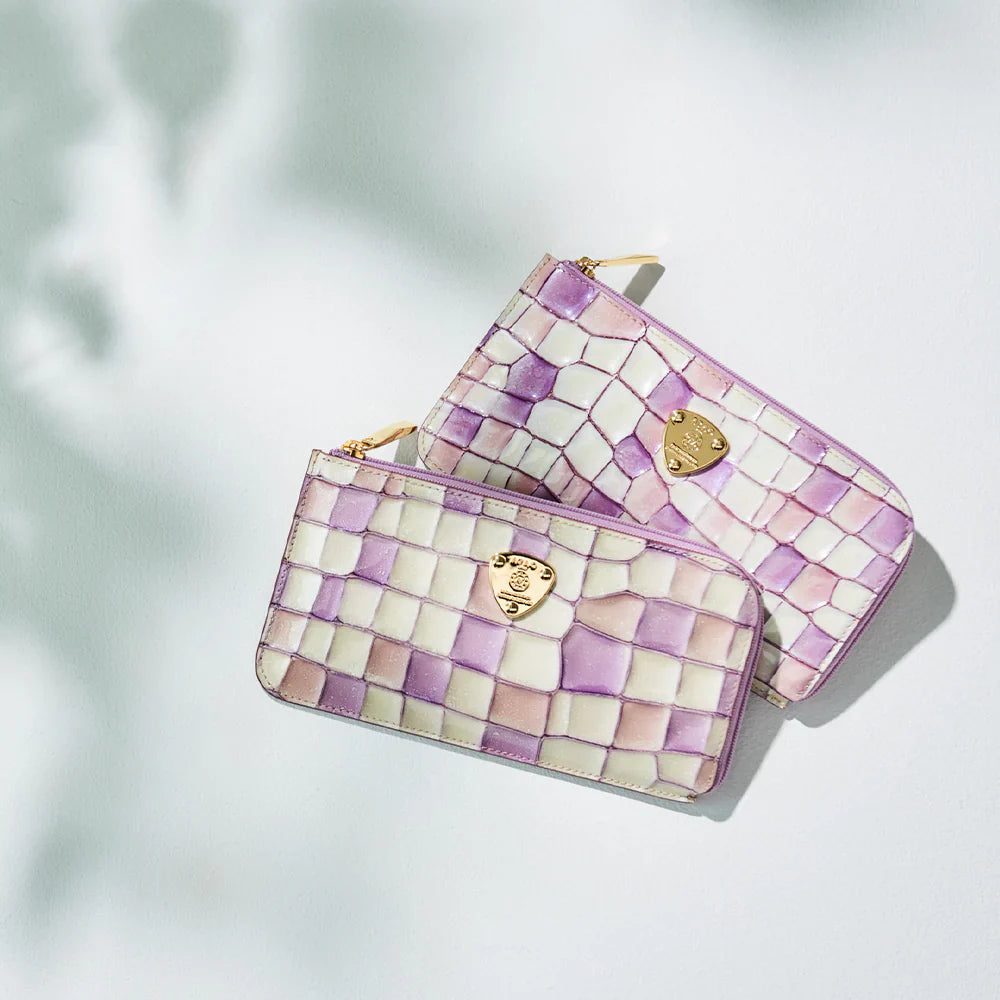 マルチカラーの財布の魅力に迫る!風水の意味もご紹介します – ATAO マルチカラーの財布の魅力に迫る!風水の意味もご紹介します – ATAO