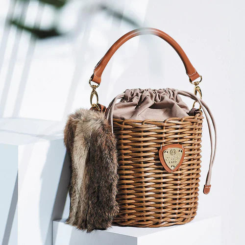 上品にもPOPにも★ALDO チャーム付 2WAY ラタン かごバッグ 5_520x500_ab20329a-46fa-49ad-