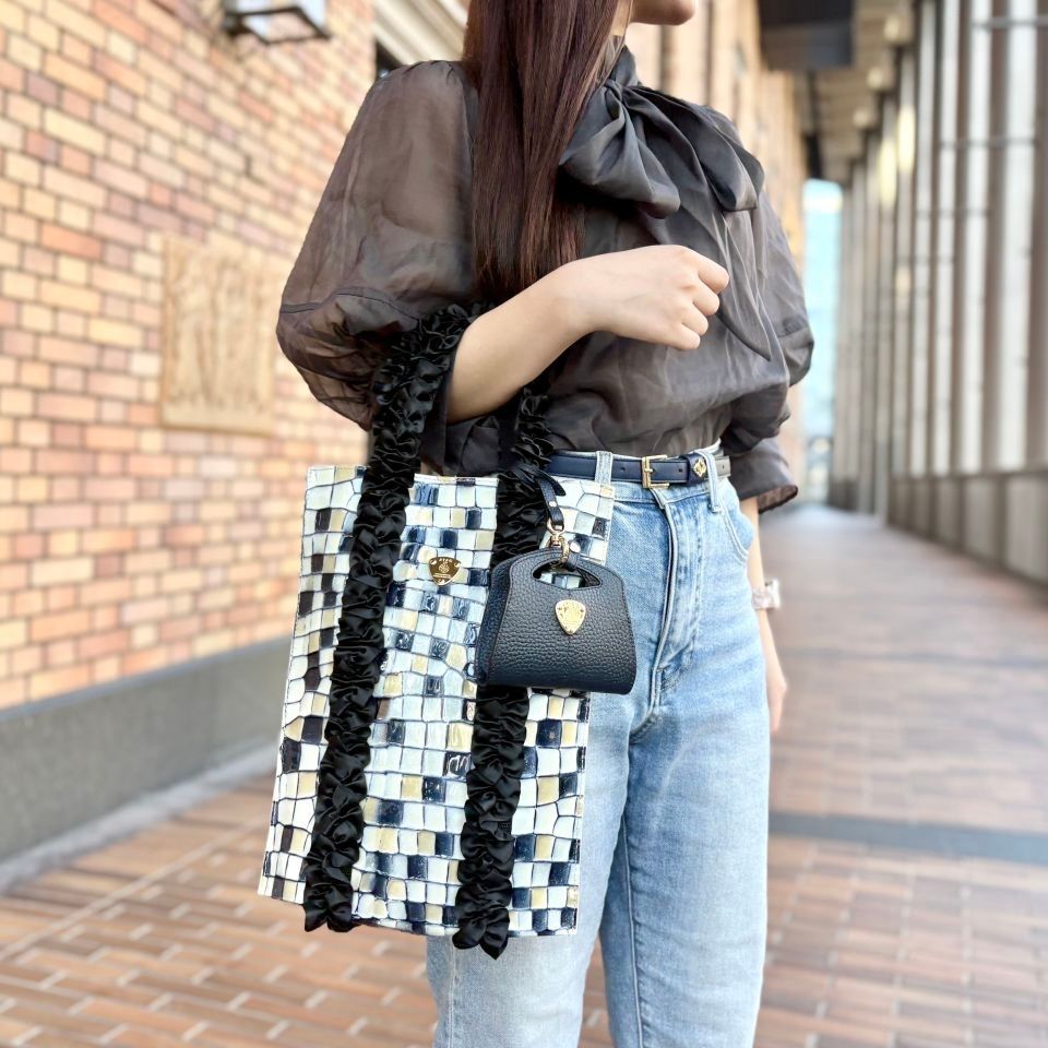 この秋イチオシ！ATAO主役級バッグ【ワッフルトート】 – ATAO