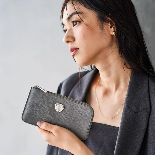 【40代】“センスがいい”お財布と恥ずかしいお財布の違いとは?おすすめアイテム5選もご紹介!