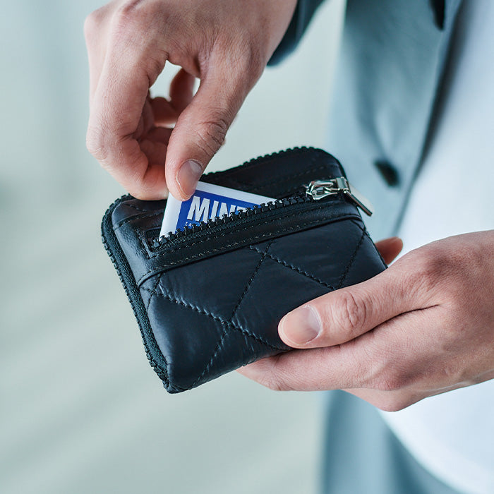 超軽量なミニ財布|パルモ