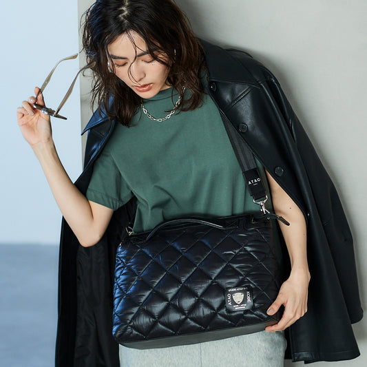 超軽量な新時代のビジネスボストン|アルマディロ