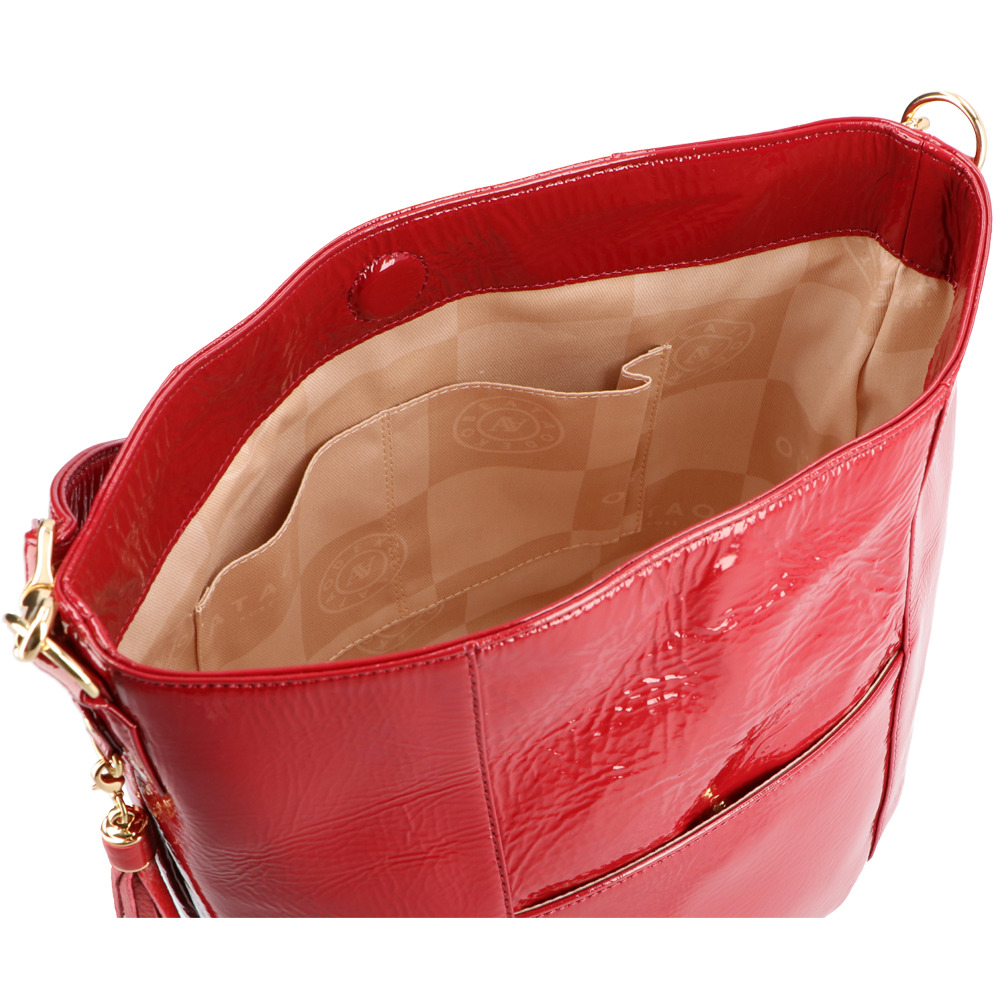 キャンディ|撥水エナメルの超軽量ワンマイルバッグ