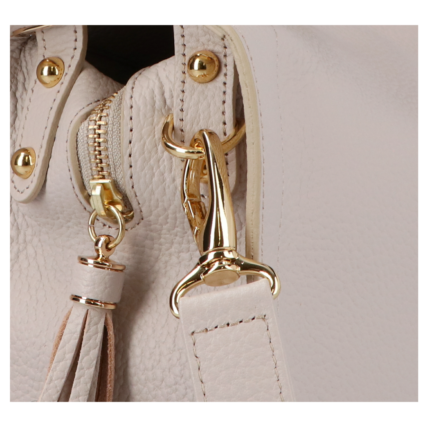 オリビア(OLIVIA)