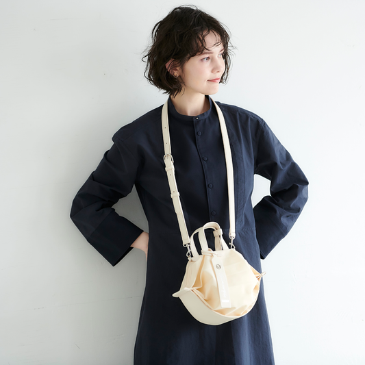 チョウチン(S)・モノトーン