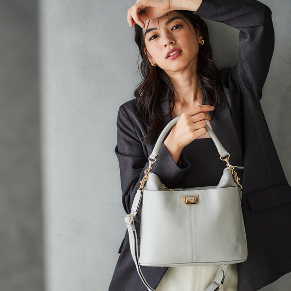 持つだけで通勤コーデがグッと垢抜ける“ATAOのレディースバッグ”おすすめアイテム5選