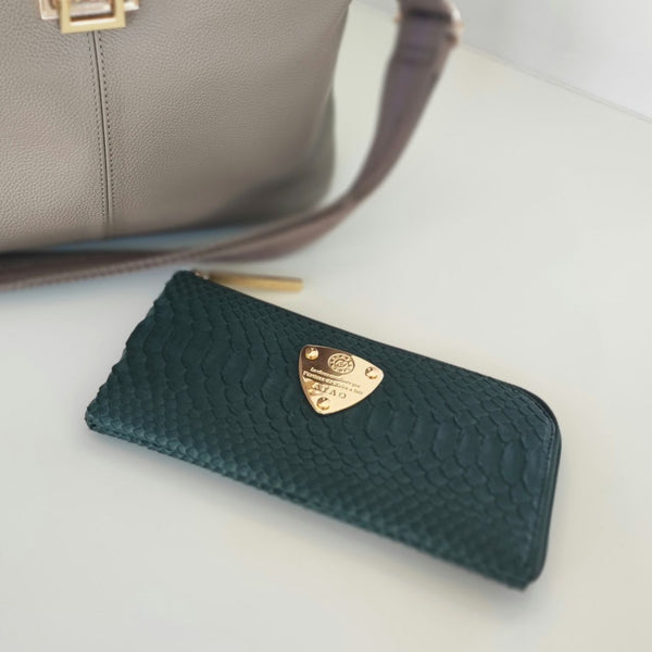 「新年の財布初めに｜後悔しない財布の選び方とスタッフおすすめ」ATAO(アタオ)