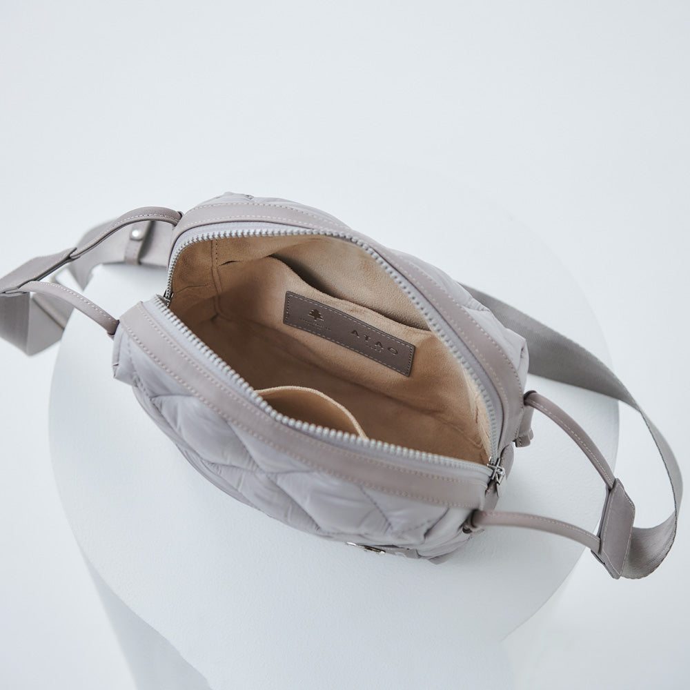 Xmas限定｜大人気ショルダーバッグ「コラッツァ」に限定カラー