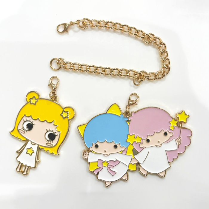 キキ&ララ・メタルコラボチャーム|キキ&ララ50th Anniversary – ATAO キキ&ララ・メタルコラボチャーム|キキ&ララ50th Anniversary – ATAO