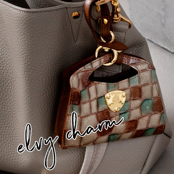 ATAO アイコンバッグが小物が入るバッグチャームに！elvyチャーム 2_166ec960-7642-4d1a-8364-